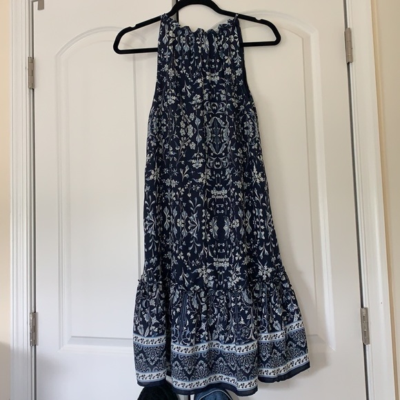 Max Studio Dress - Picture 2 of 4